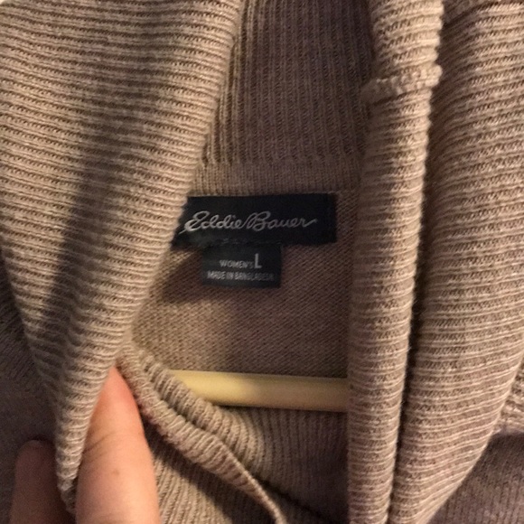 Beige turtleneck; size large. Eddie Bauer. - Picture 2 of 3